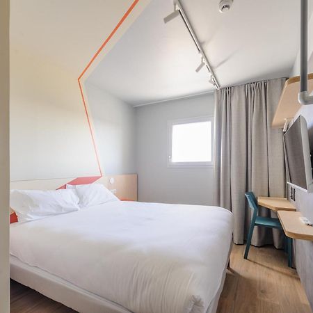 Ibis Budget La Rochelle ピュイルボロー エクステリア 写真