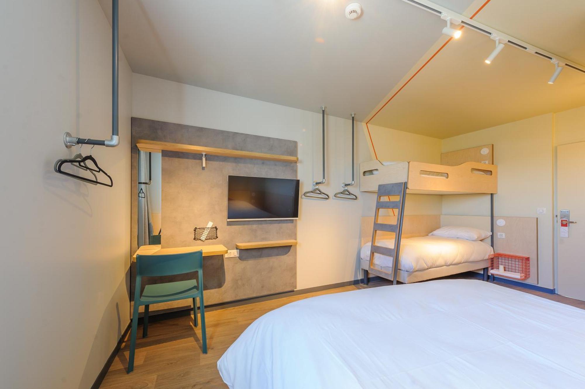 Ibis Budget La Rochelle ピュイルボロー エクステリア 写真