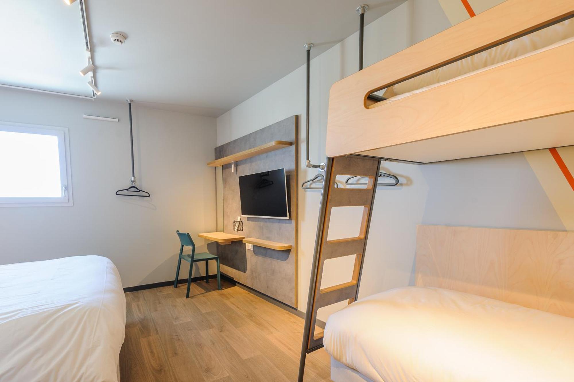 Ibis Budget La Rochelle ピュイルボロー エクステリア 写真