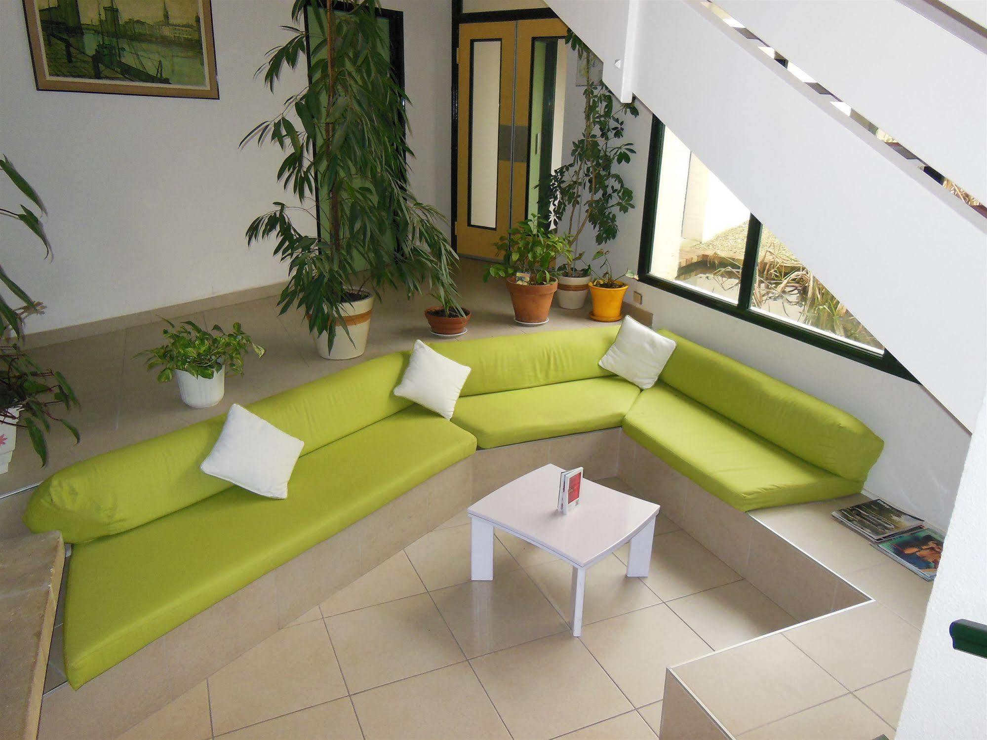 Ibis Budget La Rochelle ピュイルボロー エクステリア 写真