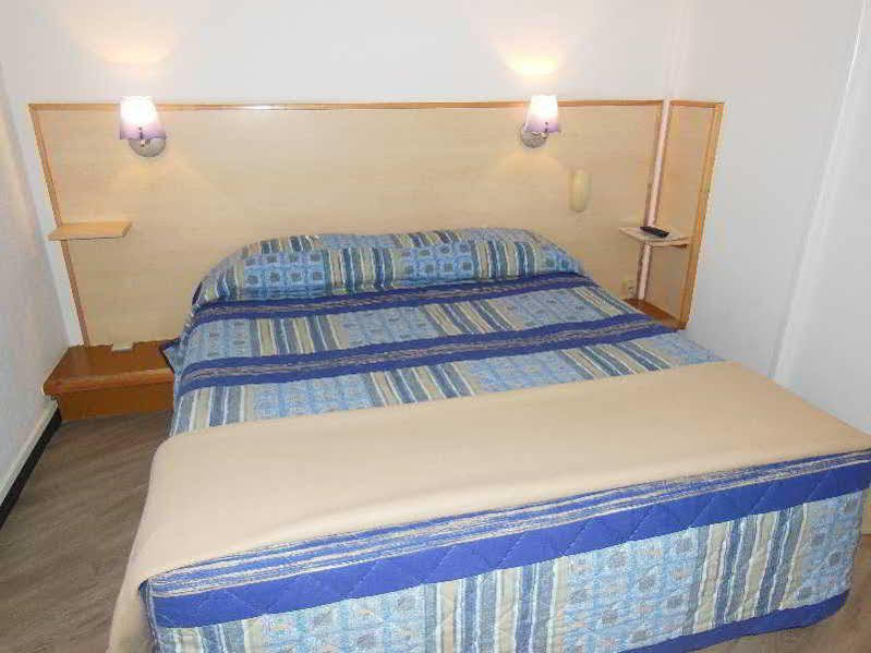 Ibis Budget La Rochelle ピュイルボロー エクステリア 写真