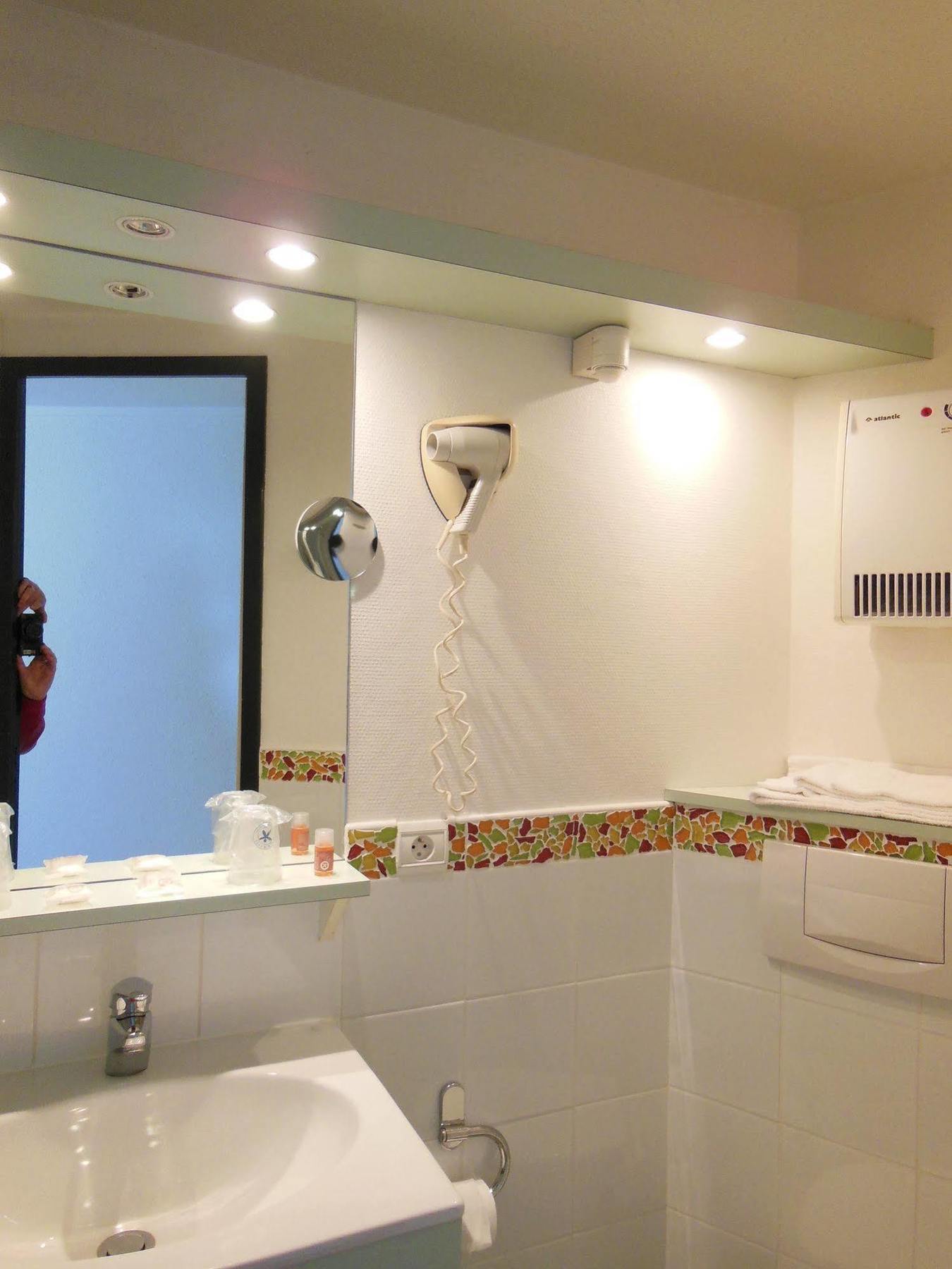 Ibis Budget La Rochelle ピュイルボロー エクステリア 写真