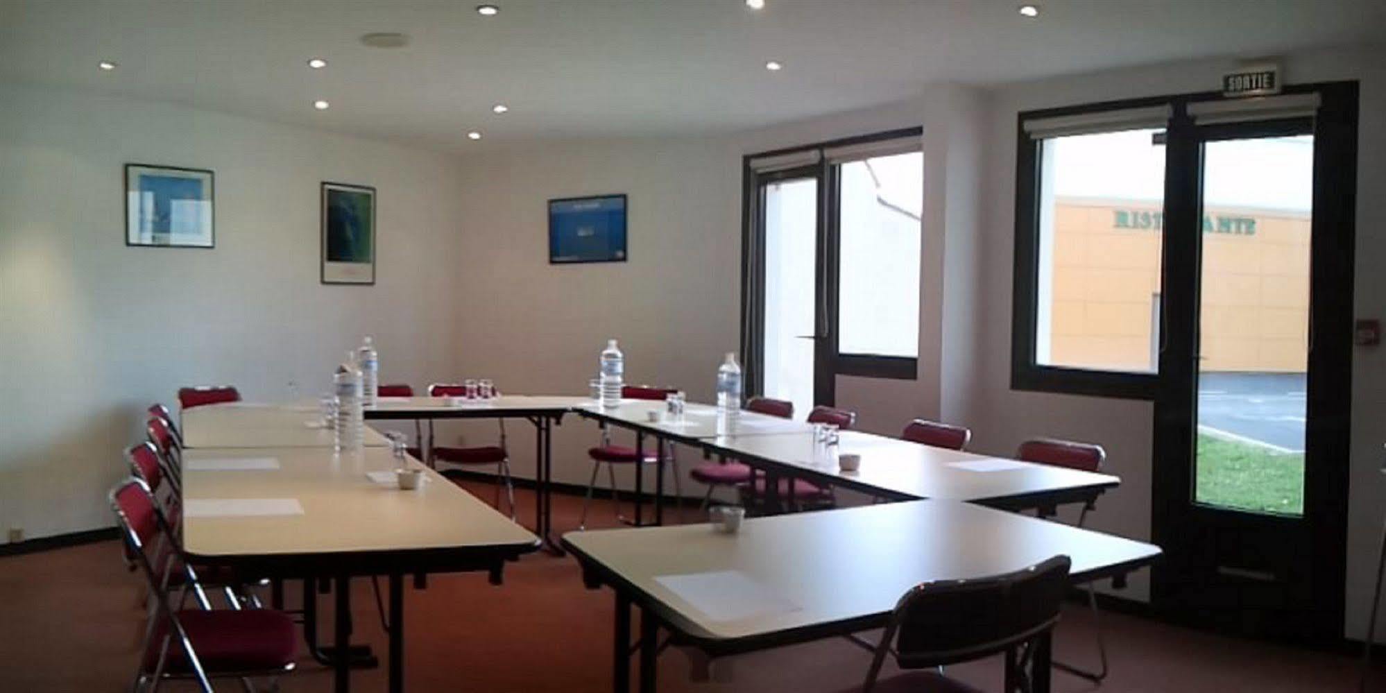 Ibis Budget La Rochelle ピュイルボロー エクステリア 写真